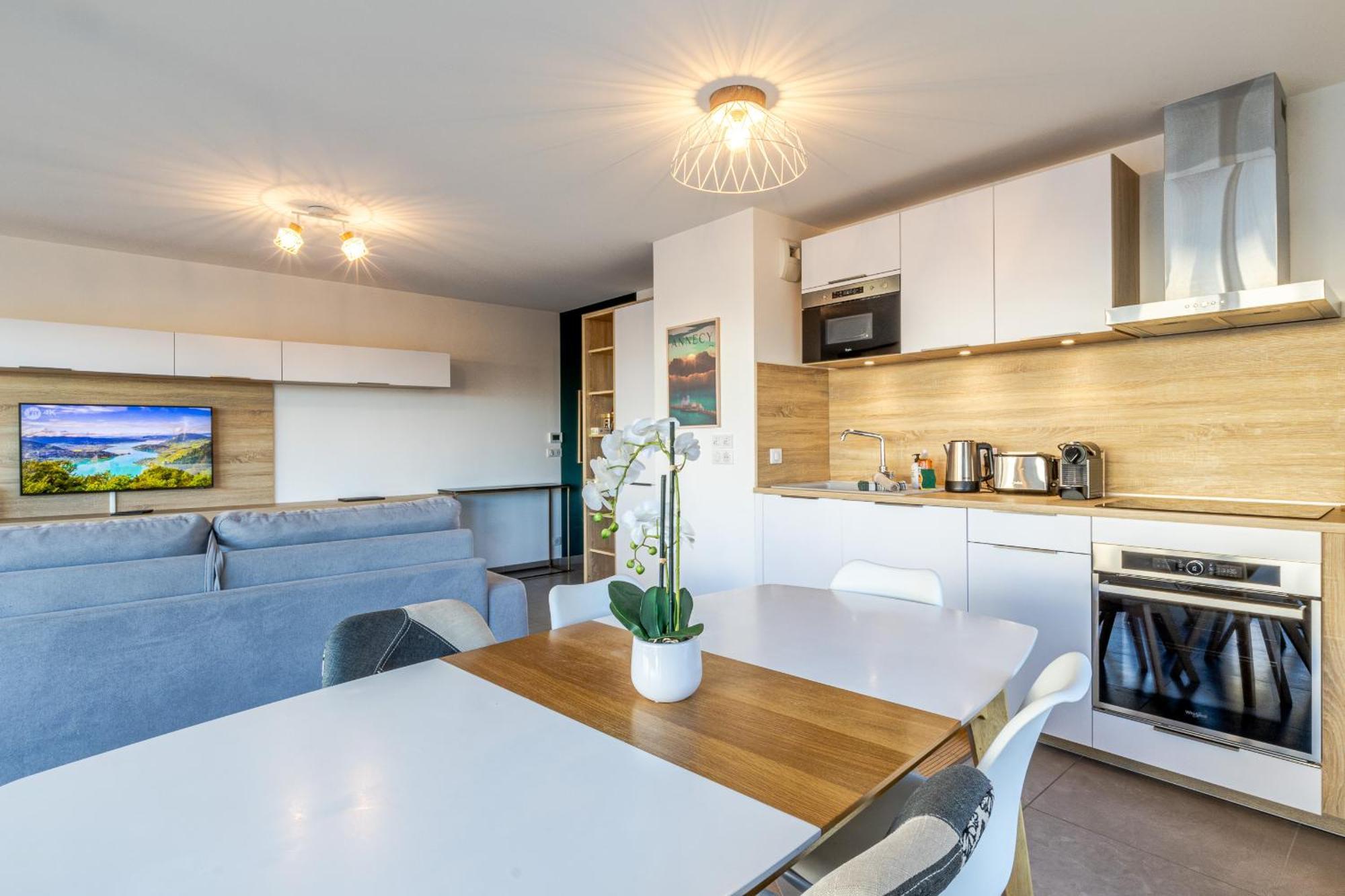 La Plume Vue Lac 3 Etoiles - Garage Prive, Secteur Recherche, Moderne & Tout Equipe, 6 Personnes Annecy Eksteriør billede