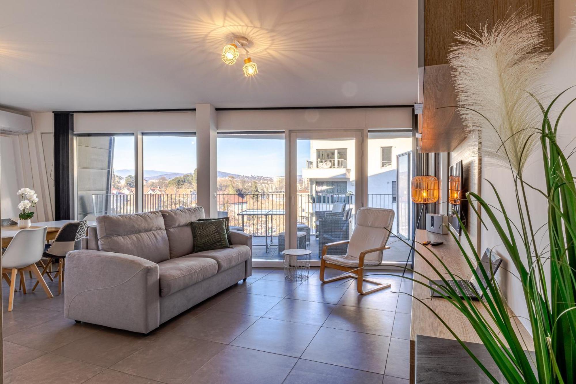 La Plume Vue Lac 3 Etoiles - Garage Prive, Secteur Recherche, Moderne & Tout Equipe, 6 Personnes Annecy Eksteriør billede