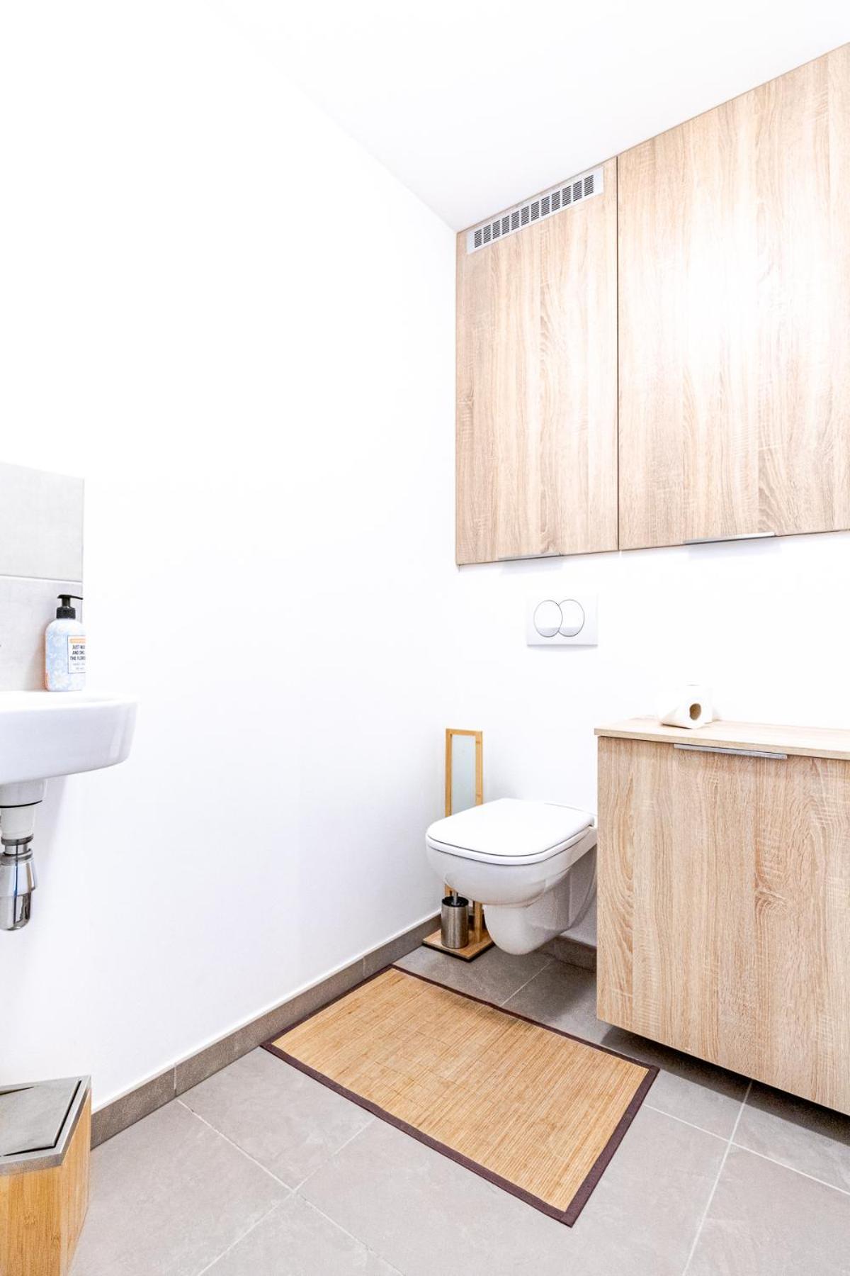La Plume Vue Lac 3 Etoiles - Garage Prive, Secteur Recherche, Moderne & Tout Equipe, 6 Personnes Annecy Eksteriør billede